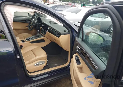 2021 Porsche Macan from USA, damaged, VIN WP1AA2A50MLB09942